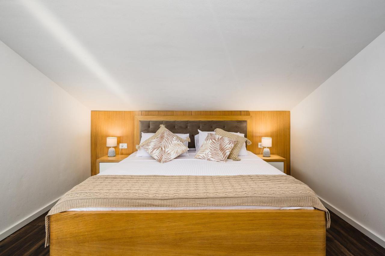 Sunset Premium Apartment *