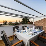 Sunset Suite Premium